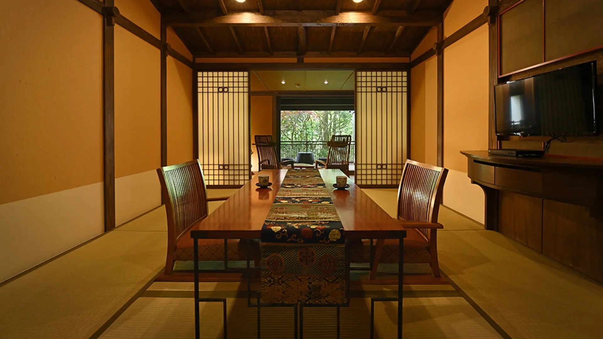 Ichigo Ichie: Memorable Rituals and Exclusivity