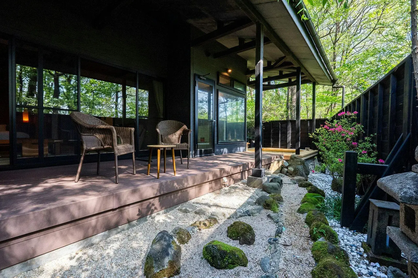 Private cedar deck and moss garden at Kyuan Iida in Shiobara